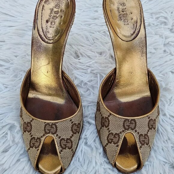 Gucci Women Heel Sandal GG Web Gold Tone Buttom Made Italy Size 34.5 - Picture 9 of 14